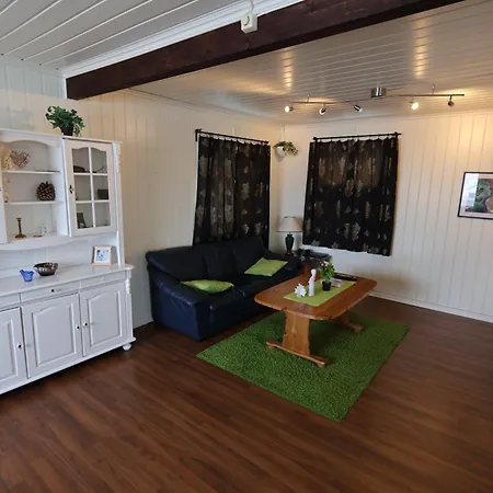 1 Soverom Med 2 Soveplasser, Benytt Alt I Huset Med Meg Og Andre Gjester